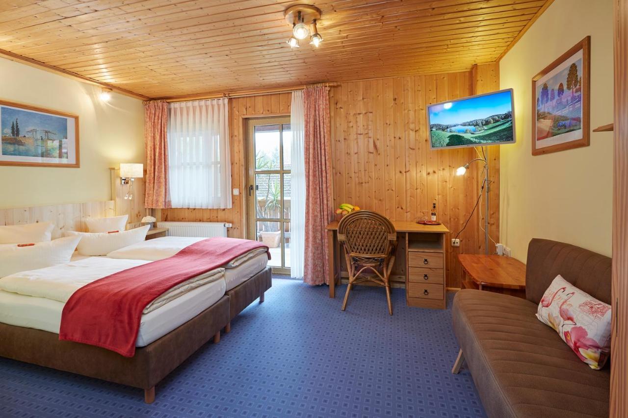 Land- Und Aktivhotel Altmuehlaue Bad Rodach Buitenkant foto