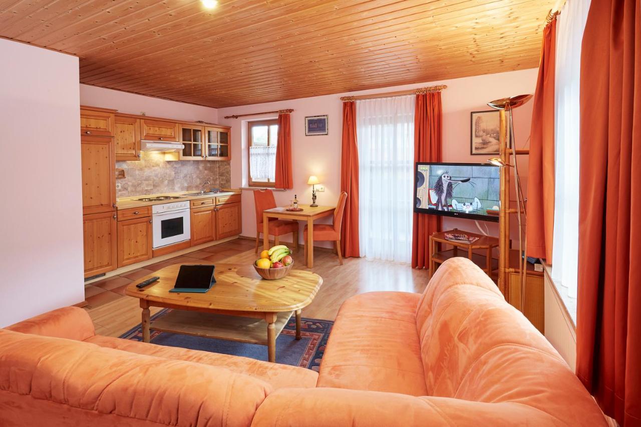 Land- Und Aktivhotel Altmuehlaue Bad Rodach Buitenkant foto